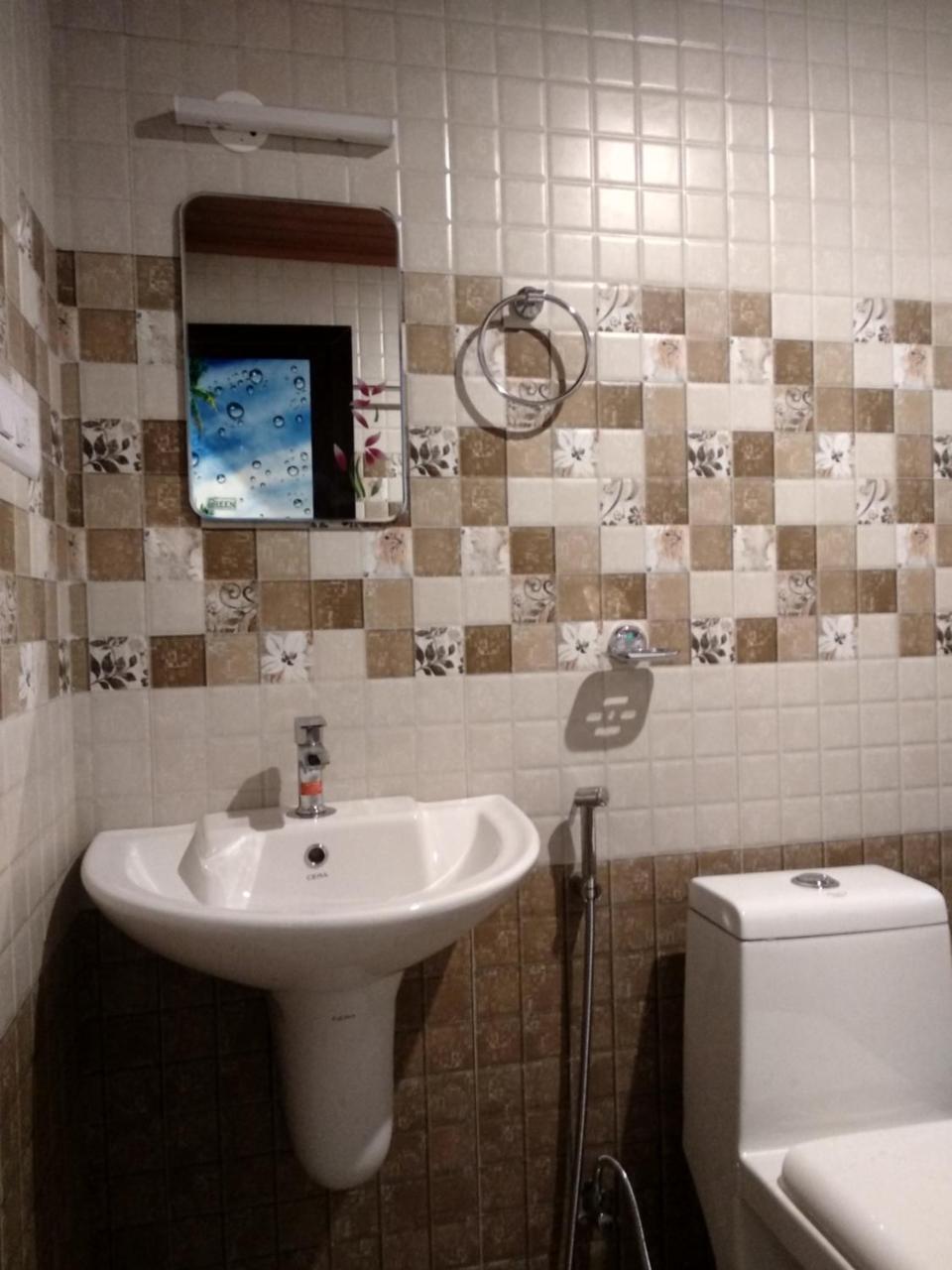 Marari Adonis Beach Villa Марарикулам Екстериор снимка